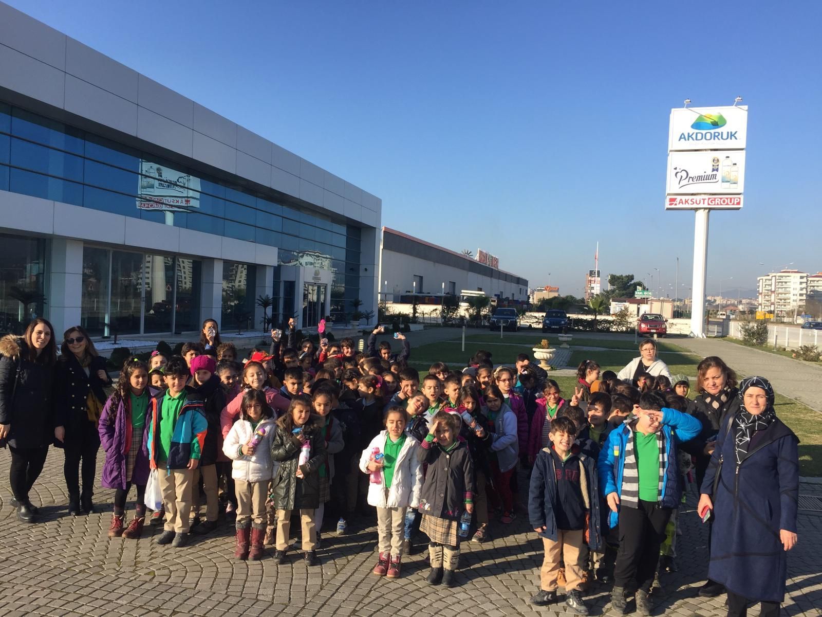 Öğrenciler AKDORUK 'u Gezdi